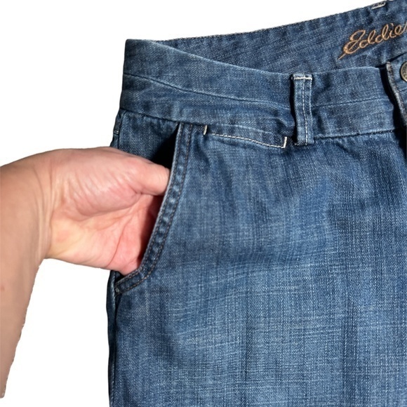 Eddie Bauer Curvy Bermuda Jean Shorts Sz. 8 - Picture 4 of 9
